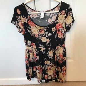 Black floral maternity top